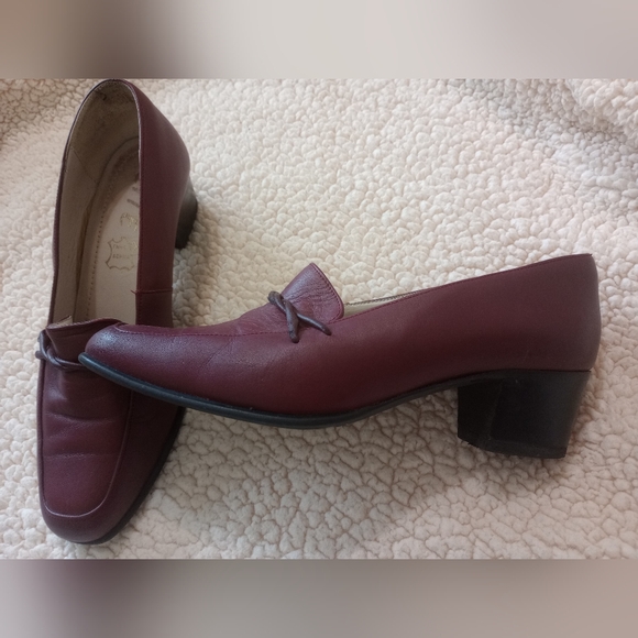 Elite-Burgundy heels - Picture 4 of 7